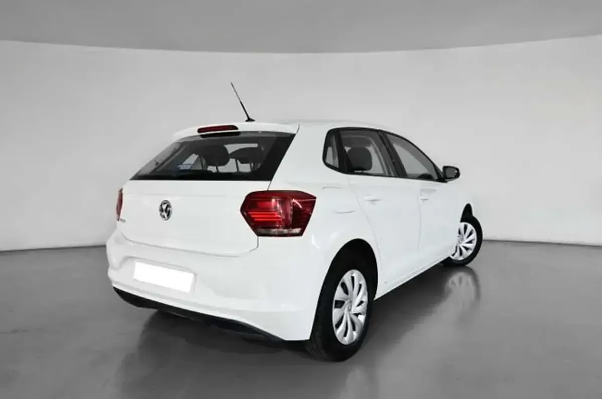 Usado VW Polo Comfortline 95 CV (69 kW) 2021 Blanco Utilitario