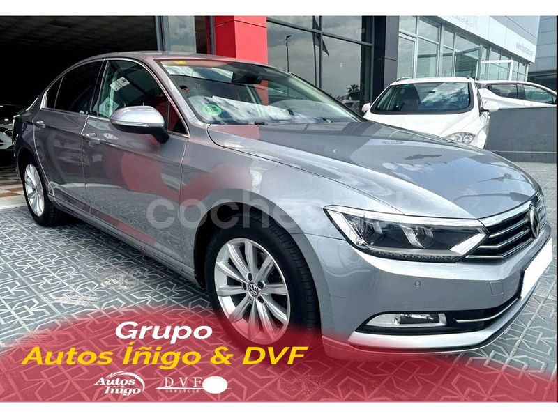 Gris / plata Usado 2018 VW Passat Advance Berlina | 15.900 € (Precio justo) - Imagen 1/4