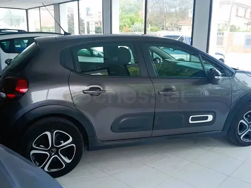 Usado Citroën C3 PureTech 83 CV (61 kW) 2024 Gris / plata Berlina