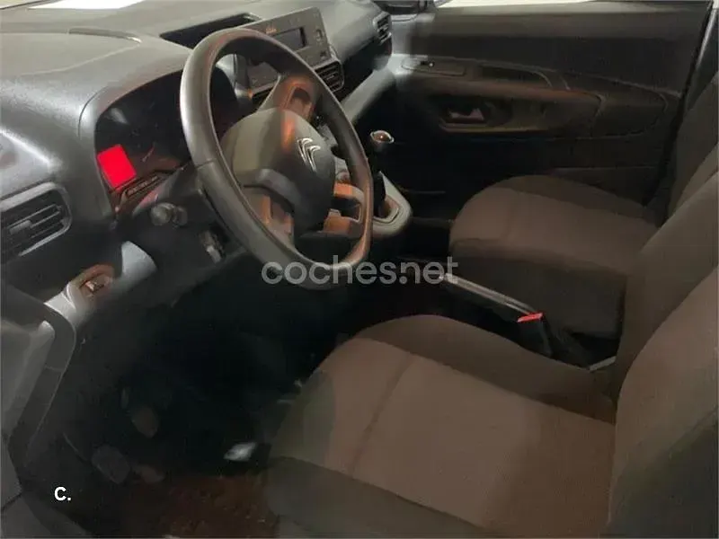 Usado Citroën e-Berlingo Live 102 CV (75 kW) 2021 Blanco Monovolumen