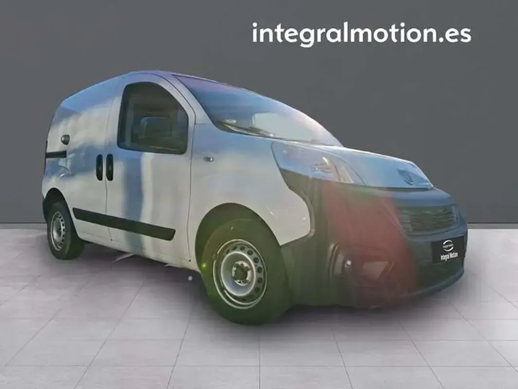 Usado Fiat Fiorino 80 CV (58 kW) 2020 Blanco Monovolumen