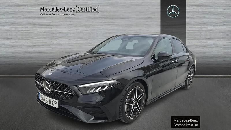 Usado Mercedes A200 150 CV (110 kW) 2024 Negro Berlina