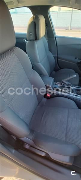 Usado Peugeot 508 Access 112 CV (82 kW) 2011 Beige Berlina