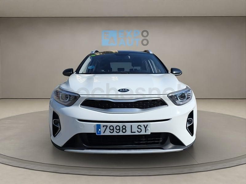 Usado Kia Stonic 100 CV (73 kW) 2021 Blanco SUV