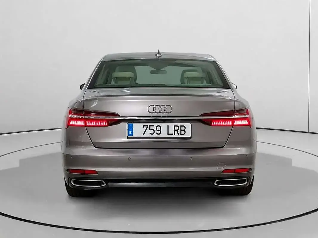 Usado Audi A6 204 CV (150 kW) 2021 Gris Berlina