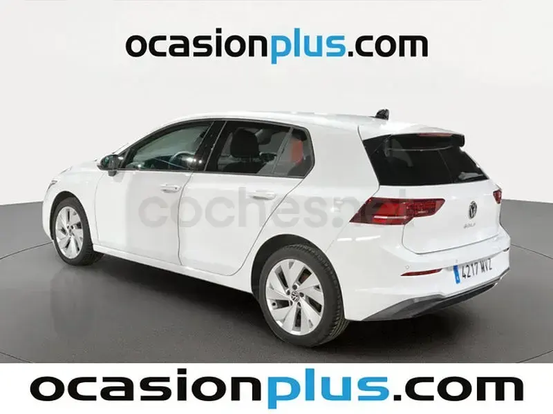 Usado VW Golf VIII 116 CV (85 kW) 2024 Blanco Berlina