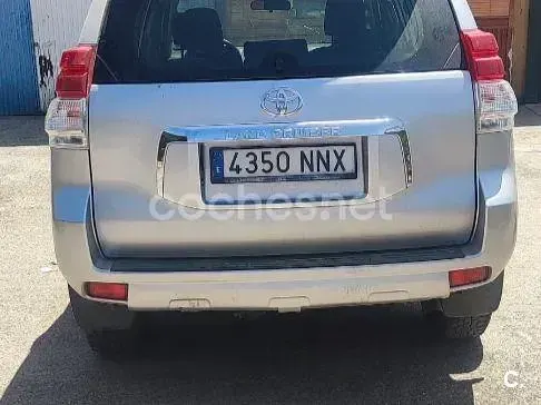 Usado Toyota Land Cruiser 190 CV (139 kW) 2014 Gris / plata SUV