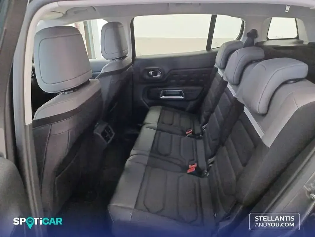 Usado Citroën C5 Aircross 136 CV (100 kW) 2024 Gris SUV