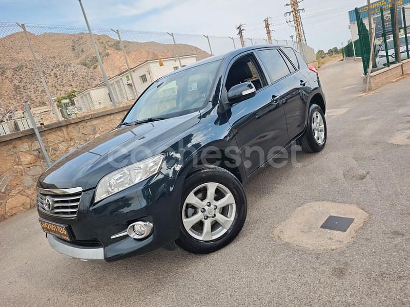 Negro Usado 2011 Toyota RAV4 Executive SUV | 13.500 € (Precio justo) - Imagen 1/4