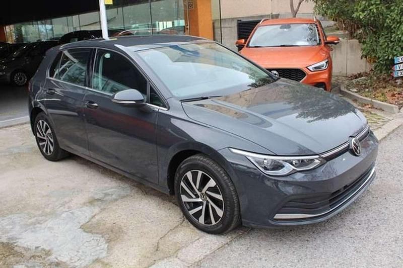 Usado VW Golf VIII 204 CV (150 kW) 2022 Gris Utilitario