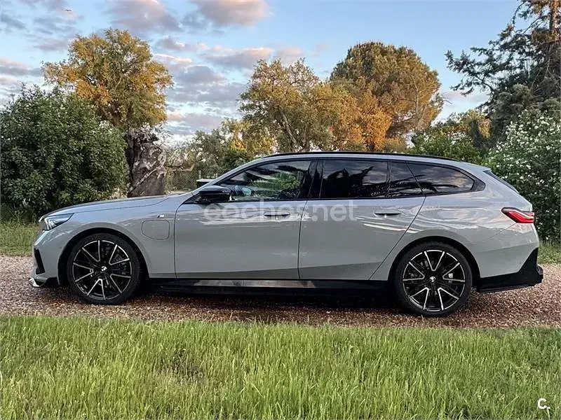 Occasion BMW 530e 292 ch (214 kW) 2025 Gris Break