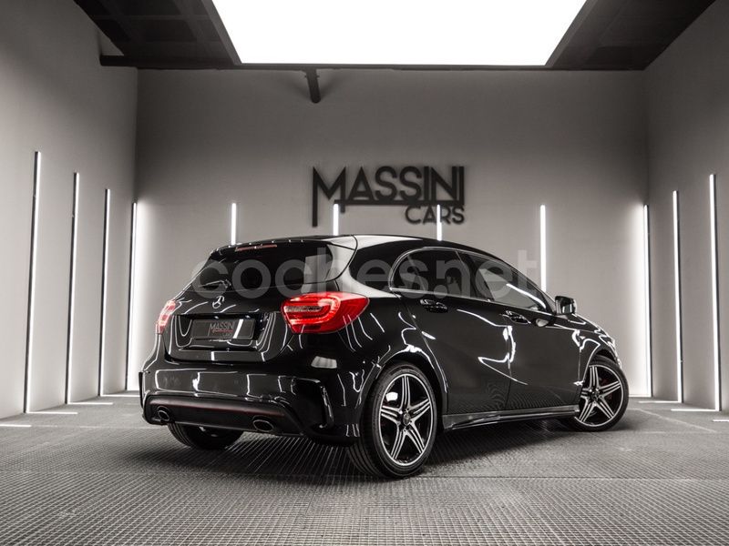 Negro Usado 2014 Mercedes A250 AMG line Berlina | 19.999 € (Precio justo) - Imagen 1/4