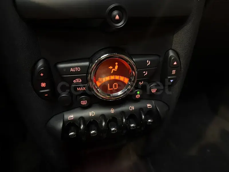 Usado Mini One D 90 CV (66 kW) 2012 Rojo Utilitario