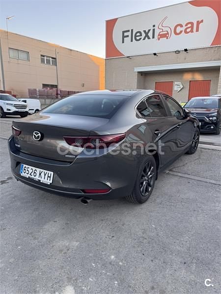Usado Mazda 3 122 CV (89 kW) 2019 Gris / plata Berlina