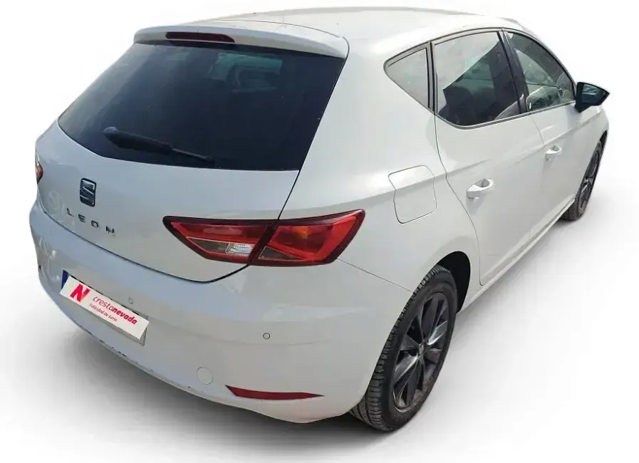 Usado Seat Leon Style 116 CV (85 kW) 2019 Blanco