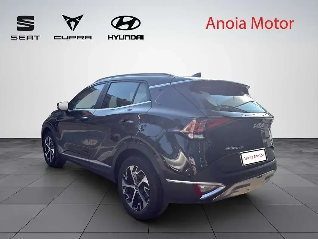 Usado Kia Sportage 232 CV (170 kW) 2022 Negro SUV