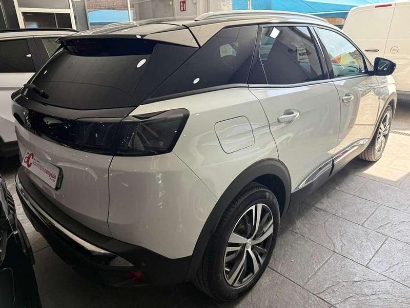 Usado Peugeot 3008 Allure 131 CV (96 kW) 2021 Blanco SUV