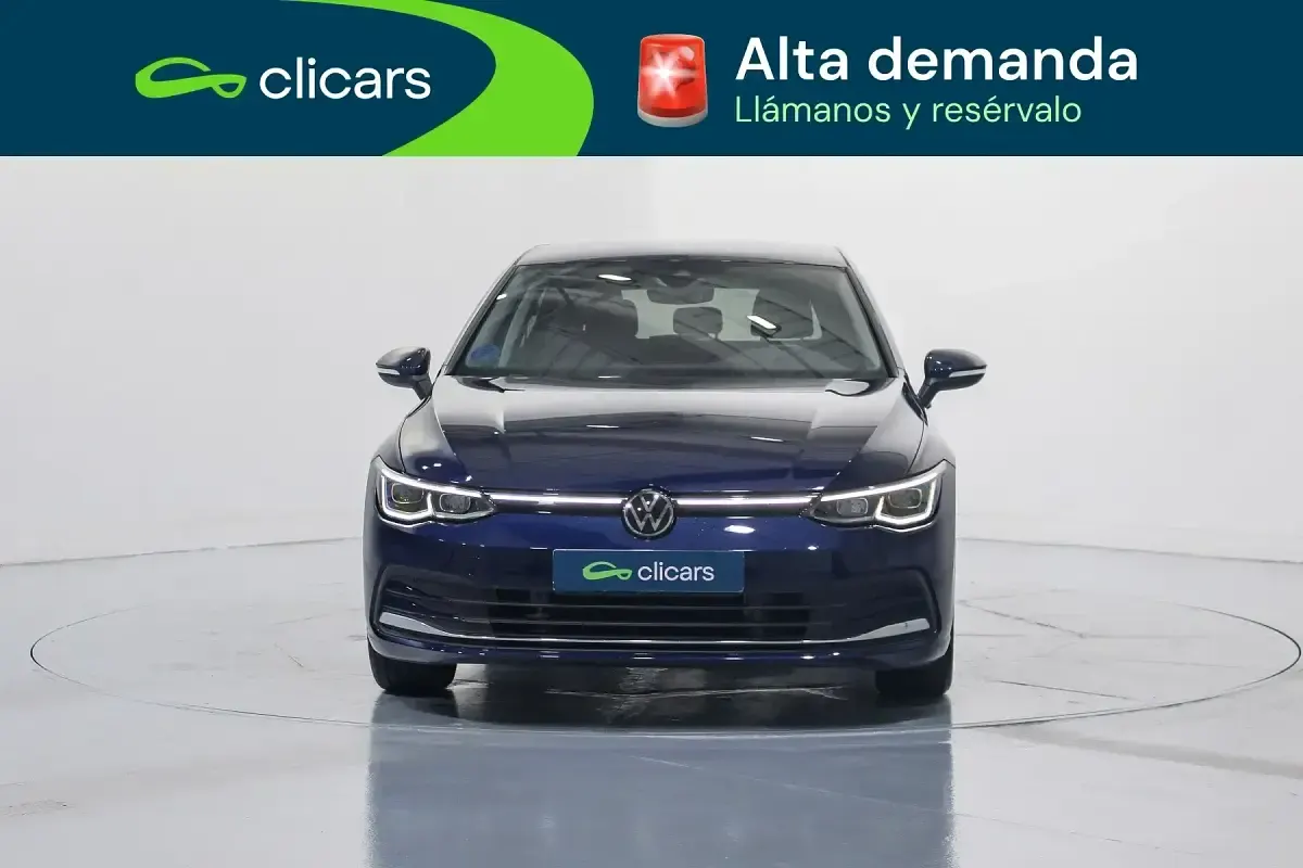 Usado VW Golf VIII 204 CV (150 kW) 2023 Azul Berlina