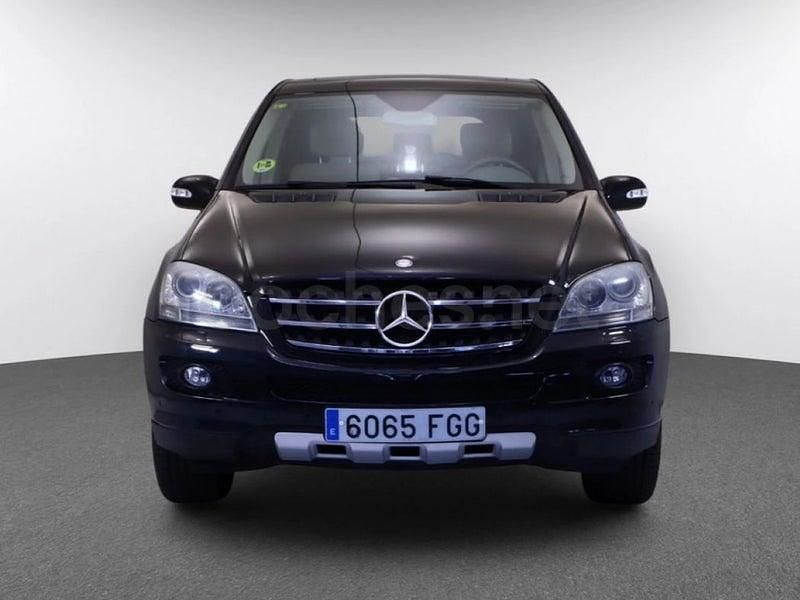 Usado Mercedes ML280 190 CV (139 kW) 2007 Negro SUV