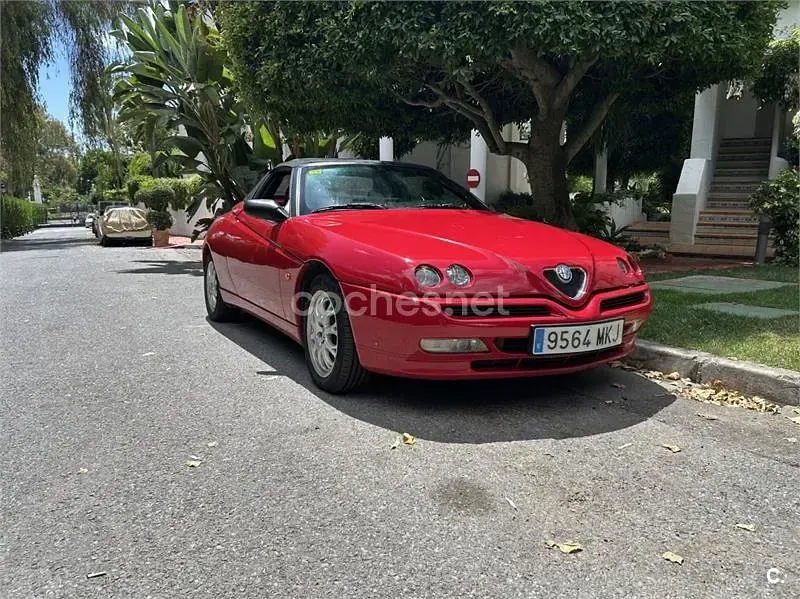 Usado Alfa Romeo Spider 150 CV (110 kW) 2003 Rojo Descapotable