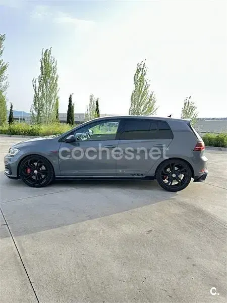 Usado VW Golf VII GTI 290 CV (213 kW) 2019 Gris / plata Berlina