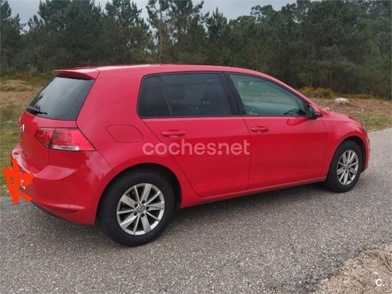 Rojo Usado 2015 VW Golf VII Edition Berlina | 10.000 € (Buen precio) - Imagen 1/4