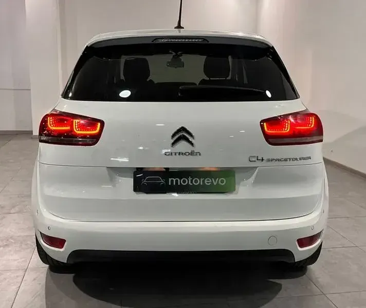 Usado Citroën C4 SpaceTourer Feel 130 CV (95 kW) 2019 Blanco Monovolumen