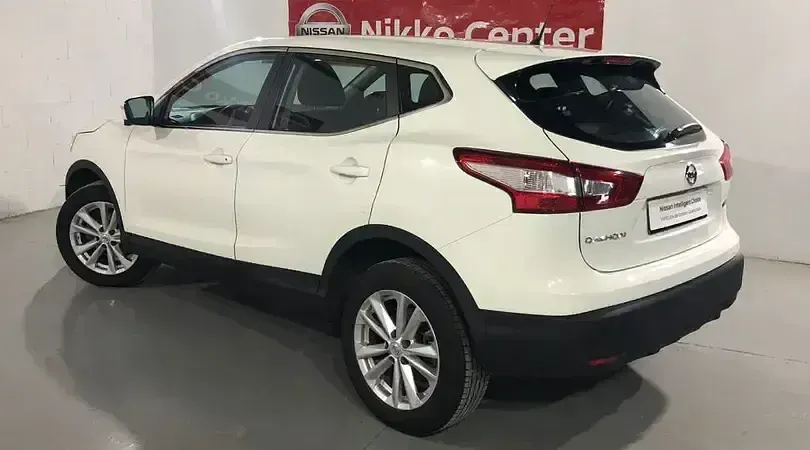 Usado Nissan Qashqai 110 CV (80 kW) 2015 Blanco everest (soli SUV