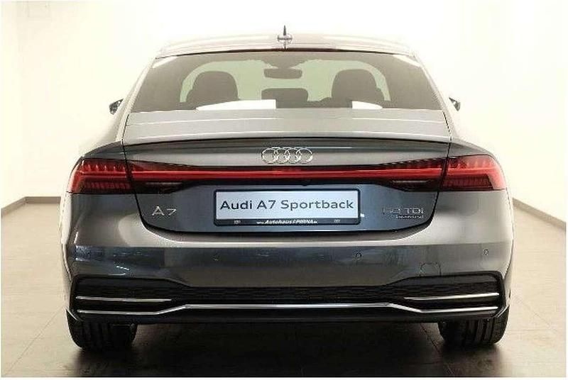 Usado Audi A7 Sportback S-Line 286 CV (210 kW) 2018 Gris Utilitario