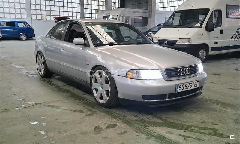 Gris / plata Usado 1999 Audi A4 Berlina | 7290 € - Imagen 1/4