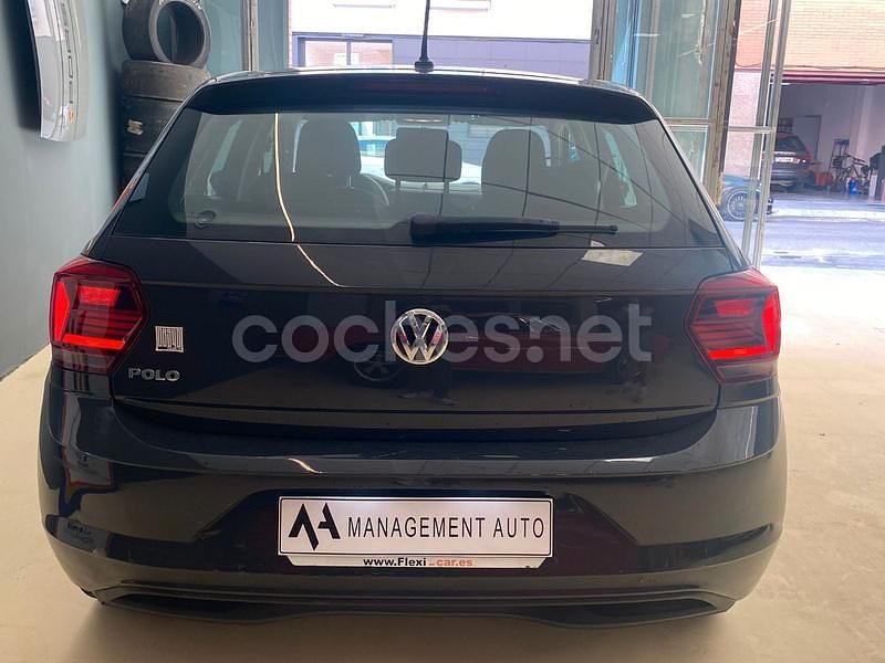 Usado VW Polo Advance 80 CV (58 kW) 2019 Gris / plata Berlina