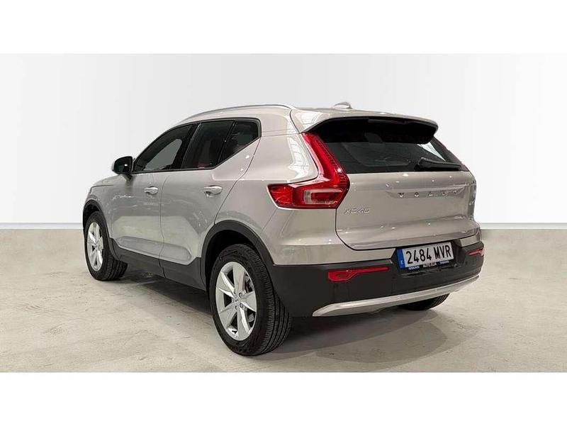 Usado Volvo XC40 Core 197 CV (144 kW) 2024 Plateado SUV