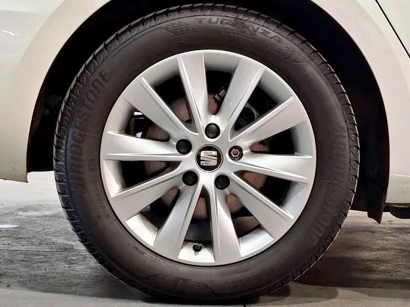 Usado Seat Leon ST Style 131 CV (96 kW) 2020 Blanco Familiar