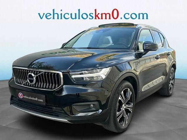 Negro Usado 2021 Volvo XC40 Inscription SUV | 28.900 € (Un poco caro) - Imagen 1/4