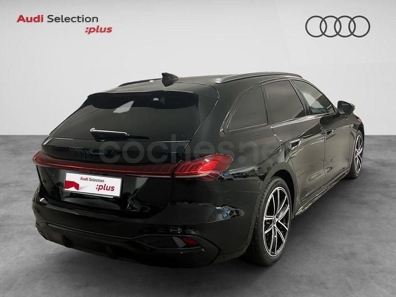Usado Audi A5 Ambiente 204 CV (150 kW) 2025 Negro Familiar