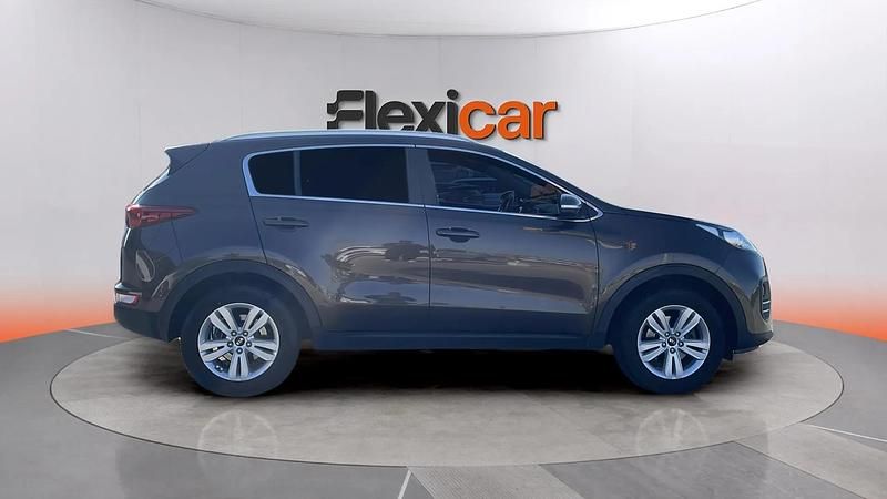 Usado Kia Sportage Plus 132 CV (97 kW) 2018 Marrón SUV