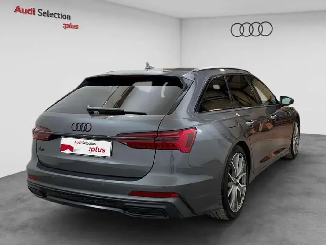 Usado Audi A6 Ambiente 204 CV (150 kW) 2022 Gris Familiar