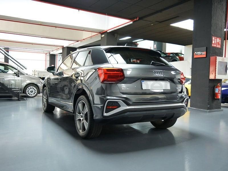 Usado Audi Q2 S-Line 150 CV (110 kW) 2022 Gris SUV