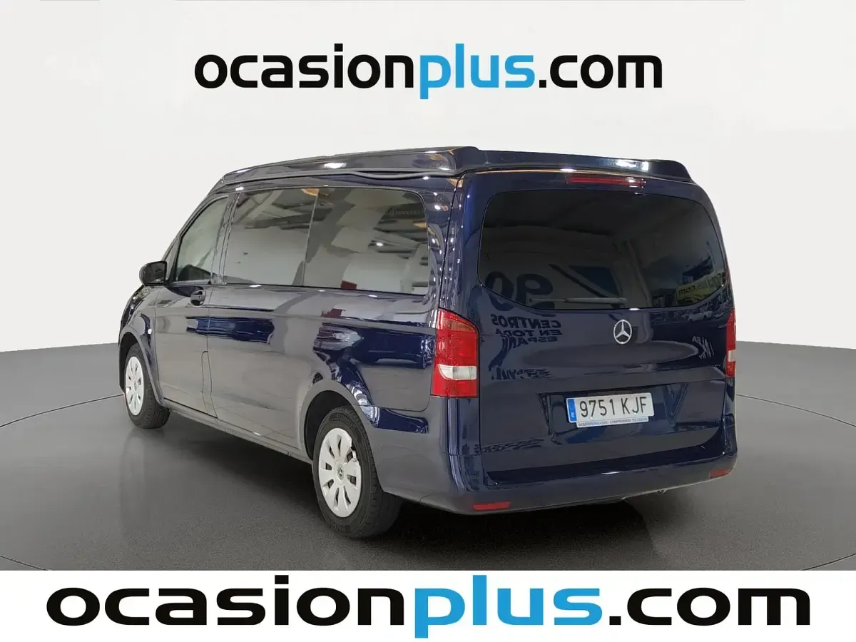 Usado Mercedes Vito 136 CV (100 kW) 2018 Azul Van