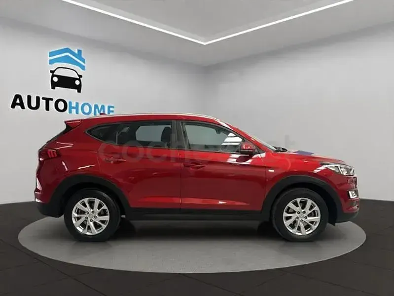 Usado Hyundai Tucson 116 CV (85 kW) 2019 Rojo SUV