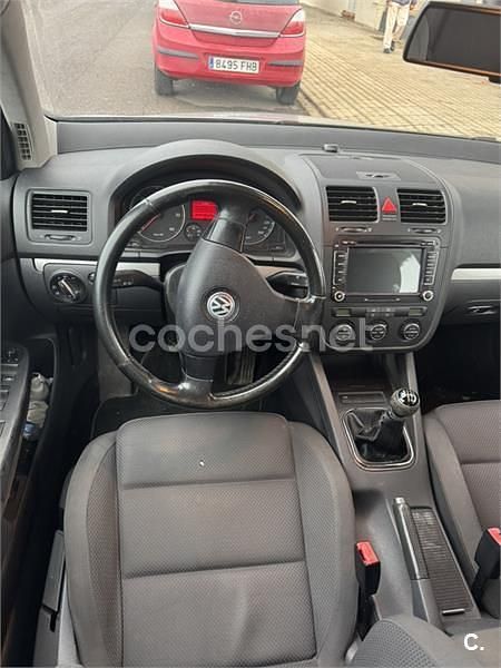 Gris / plata Usado 2006 VW Golf Highline Berlina | 4220 € (Buen precio) - Imagen 1/1