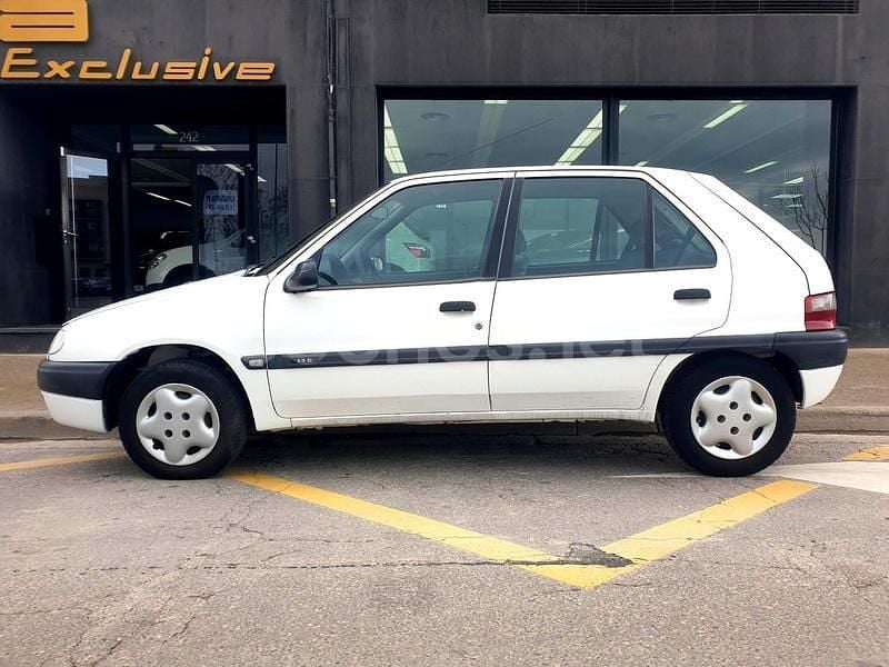 Blanco Usado 1998 Citroën Saxo Utilitario | 1999 € (Precio justo) - Imagen 1/4