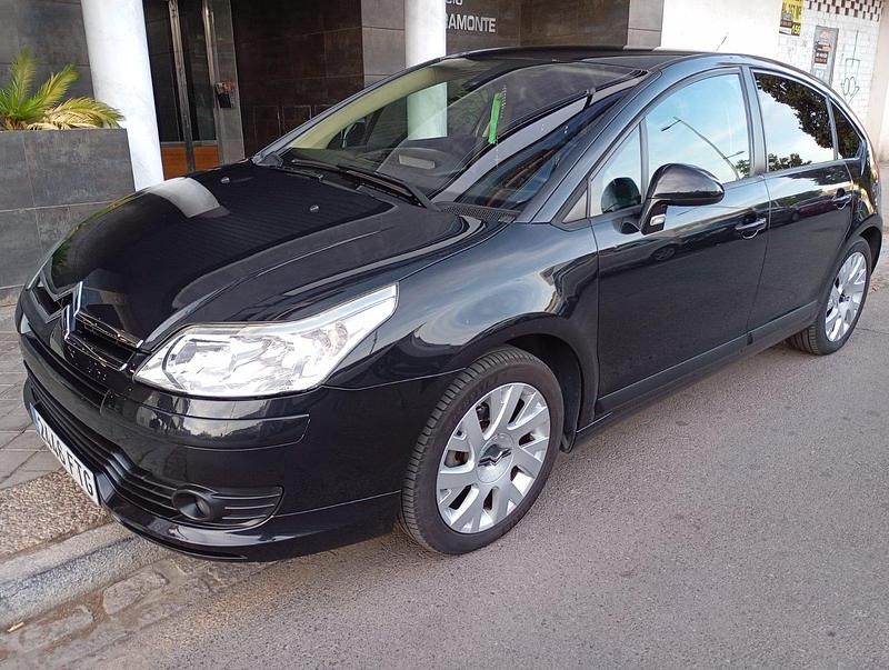 Usado Citroën C4 VTR Sport 109 CV (80 kW) 2007 Negro