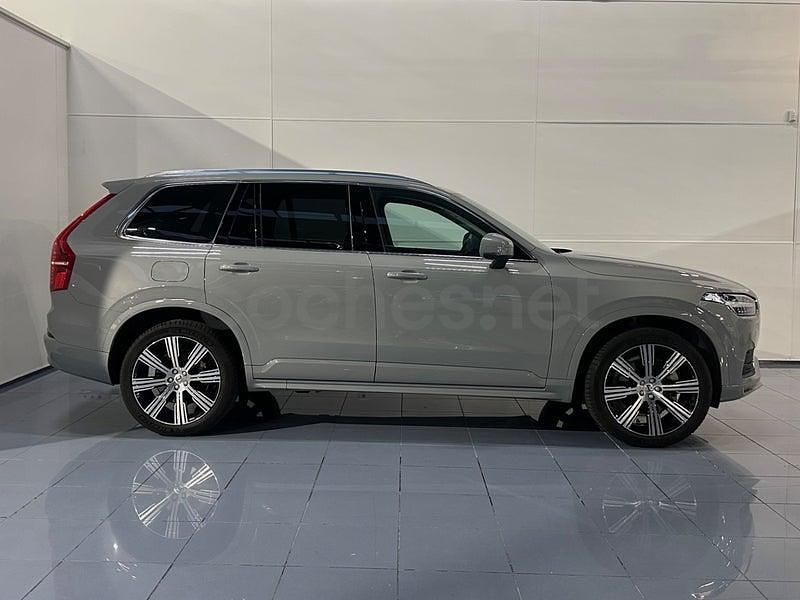 Usado Volvo XC90 Core 250 CV (183 kW) 2024 Gris / plata SUV