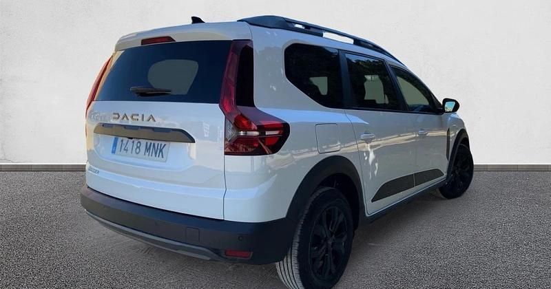 Usado Dacia Jogger Extreme 100 CV (73 kW) 2024 Monovolumen