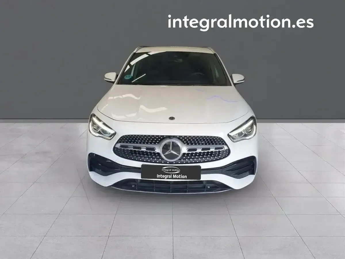 Usado Mercedes GLA200 149 CV (109 kW) 2022 Blanco SUV