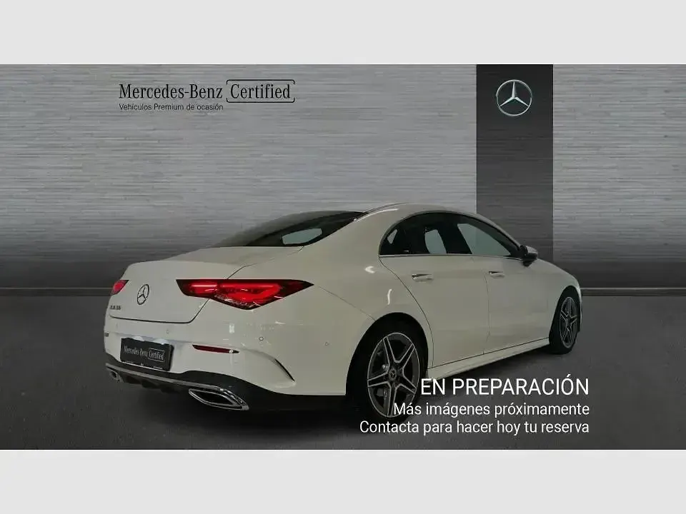 Usado Mercedes CLA180 136 CV (100 kW) 2022 Blanco Berlina