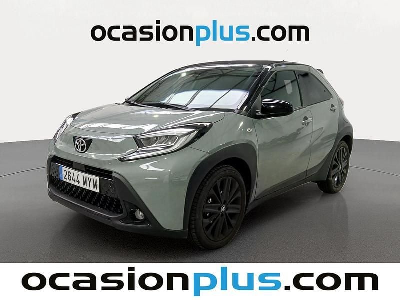 Verde Usado 2025 Toyota Aygo X SUV | 15.810 € (Precio justo) - Imagen 1/4