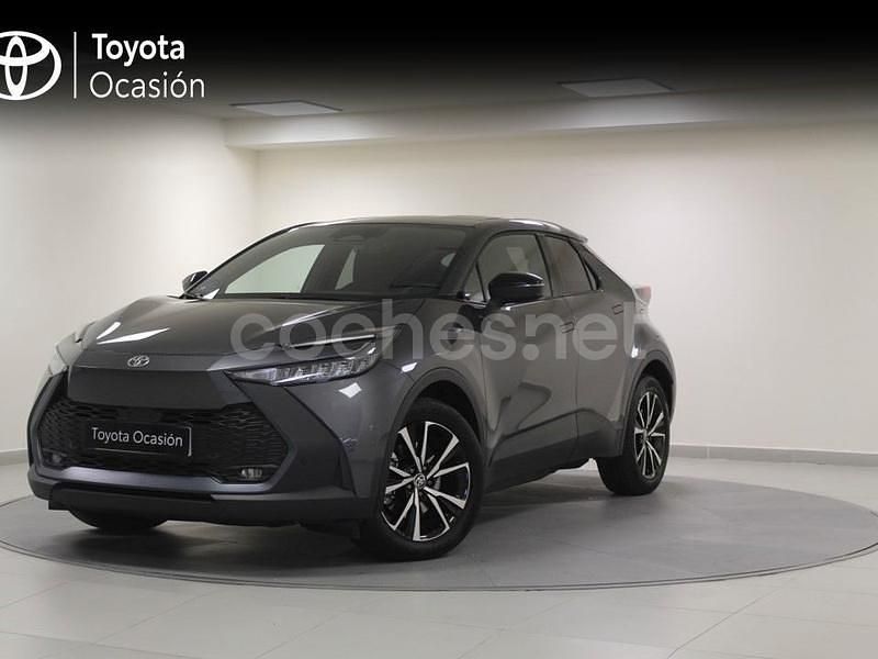 Gris / plata Usado 2025 Toyota C-HR Advance SUV | 34.600 € (Precio justo) - Imagen 1/4