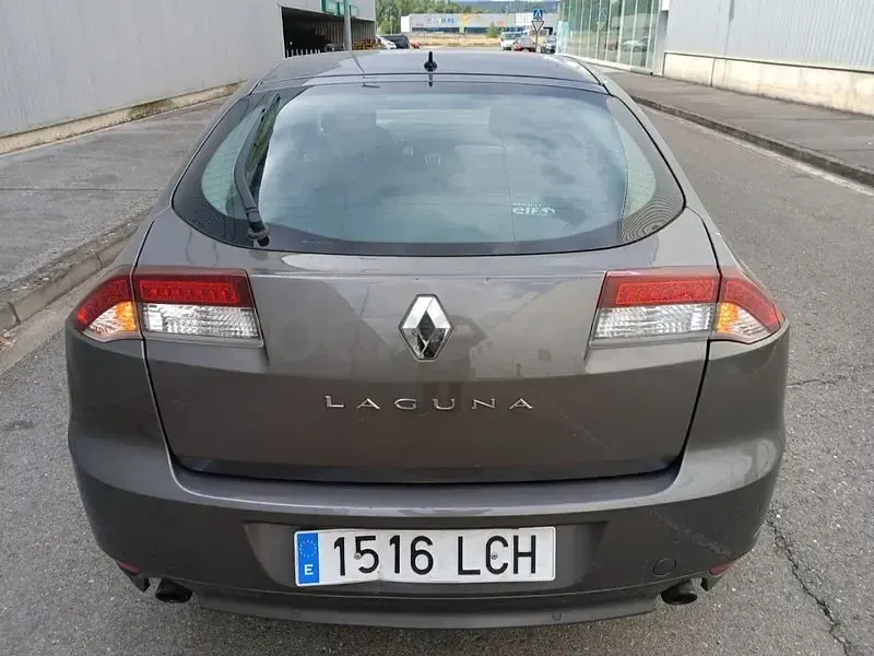 Usado Renault Laguna III Bose Edition 150 CV (110 kW) 2012 Beige Berlina